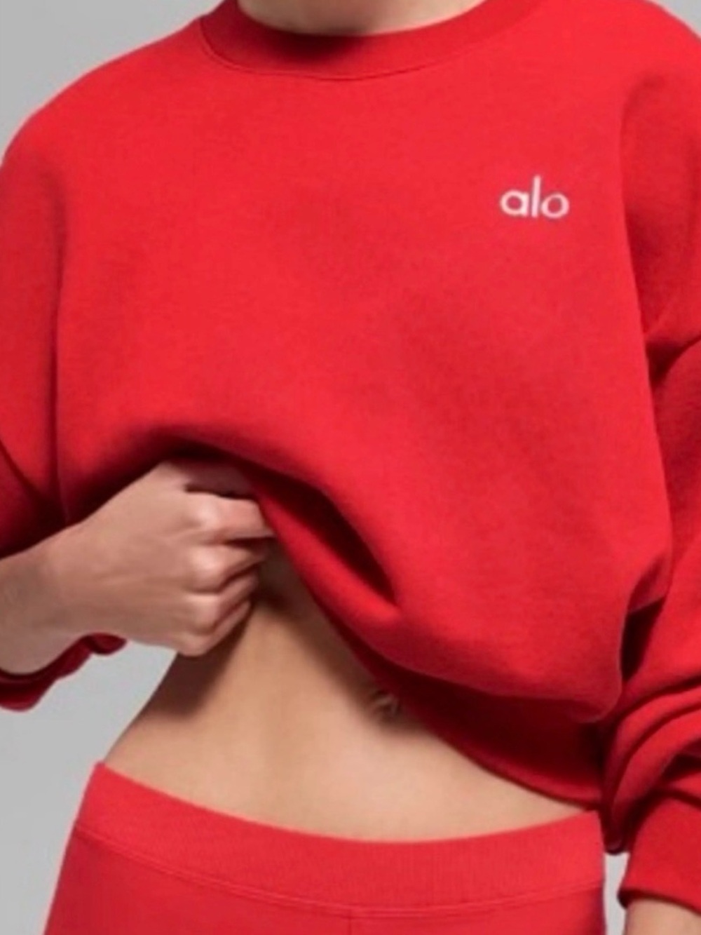 🆕ALO Bright Red Cropped Accolade Crewneck🆕 - Picture 2 of 7